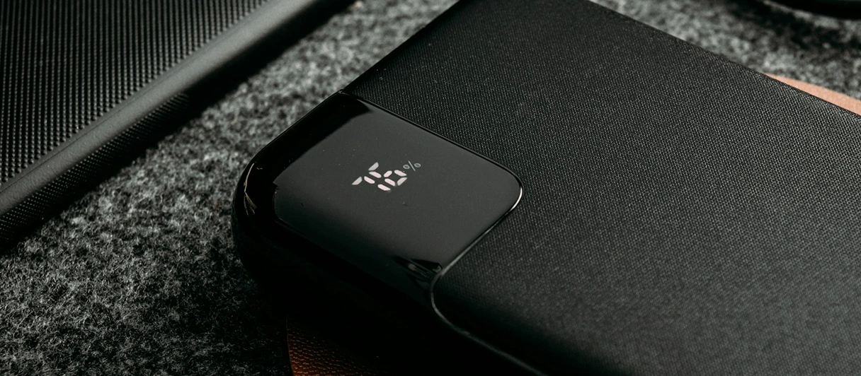 100W USB-C power banks for laptop charging